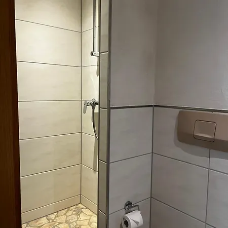 Linnenkerlstube 招待所 维林根